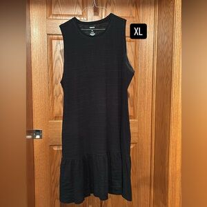 Women's Black Sleeveless Dress